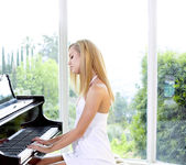The Piano Lesson - Jessie Rogers