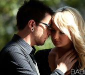 Tempting... - Ivana Sugar
