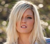 Solo Play - Nikilee Young