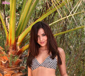Cassie Laine Reveals Her Curvaceous Body