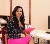 Viana Milian - Seduced By A Cougar