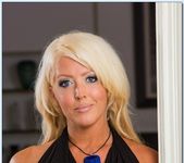 Alura Jenson - Seduced By A Cougar