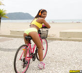 Giuliana Leme - Ride It - Mike In Brazil 5