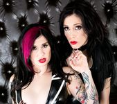 Joanna Angel, Aiden Ashley - Latex Ladies! 6