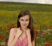 Emily Bloom - Grimas - MetArt