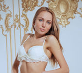 Presenting Lenayna - MetArt 4