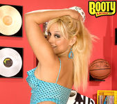 Lizzy Aguilar - Lush Latina - Bootylicious Mag 6