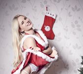 Billie Judd - A Very MTN Christmas - More Than Nylons 6