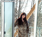 Vanessa Y. - Snow Job - ScoreLand