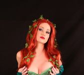 Angela Sommers - Cosplay Babe Pretty Poison 6