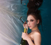 Henessy - Underwater photoshoot!