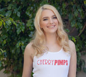 Blonde Kenna James Flashes Us - Cherry Pimps
