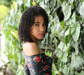 Beauty With Curly Hair - Abril - Watch4Beauty 4