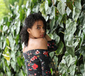 Beauty With Curly Hair - Abril - Watch4Beauty 5