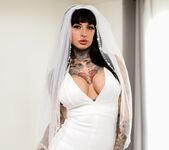 Wild Wedding: Jessie Lee's First Anal - Burning Angel