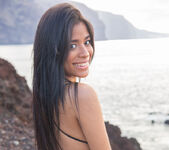 Karin Torres: Walk By The Sea - Watch4Beauty 9