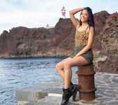 Karin Torres: Walk By The Sea - Watch4Beauty 10