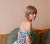 Cindy B - Cindy - Couch - Stunning 18 4