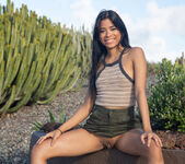 Karin Torres: Prickly Smiling - Watch4Beauty 10