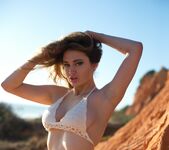 Gabriella Knight - Bikini Shoot - BreathTakers 4