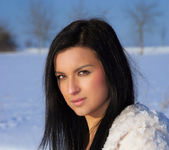 Snow Field - Katie - Watch4Beauty 15