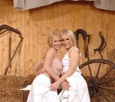 Jasmin & Linda Shane - Euro Girls on Girls