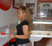 Asia - The Ice Cream Shop - 8th Street Latinas 24