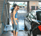 Melizza - Car Wash Culo - 8th Street Latinas 7