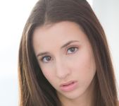 Belle Knox - Belle Bottom - Teens Love Huge Cocks