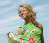 Cliantha M - Cliantha - Flower Dress and Sand - Stunning 18 7