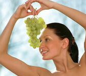 Bellanca L - Bellanca - Green Grapes - Stunning 18 4