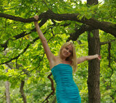 Aneta - Under the Tree - Stunning 18