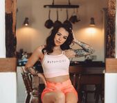 Mia Stryker - Peachy - Skin Tight Glamour 8