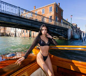 Dulce: Sweet In Venice - Watch4Beauty 12