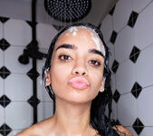 Dulce: Relaxed In The Shower - Watch4Beauty 18