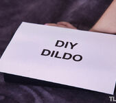 Gina Snow - DIY Dildo 1 - The Life Erotic