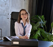 Tora Reeves - Desk Job - MetArt