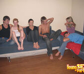 Teen foursome sex pics - Young Sex Parties 6