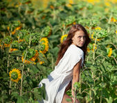 Melania - Sunflowers - MetArt 4