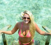 Lycia Sharyl - Maldives Mermaid 6