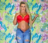 Lycia Sharyl - Flamingo Flavour 5