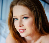 Laura Lit - Scarlet Beauty - MetArt 16