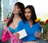 Lexi Luna, Hailey Rose - Tricking Her Nearsighted Stepmom