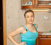 Frau H - Frau - Status - Stunning 18 4