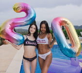 Liloo, Wikki Kee: 20th Anniversary - Watch4Beauty 5