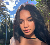 Dulce: Selfie 4U: Sweet Under The Palm Trees - Watch4Beauty 4