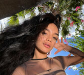 Dulce: Selfie 4U: Sweet Under The Palm Trees - Watch4Beauty 5