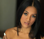 Donnabelle - Stocking Ritual - MetArt 6