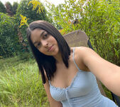 Gia Rosse: Selfie 4U: Garden Pee - Watch4Beauty 4