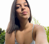 Gia Rosse: Selfie 4U: Garden Pee - Watch4Beauty 6